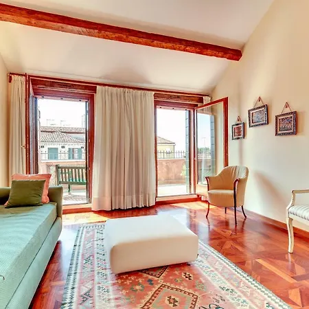 Biennale Terrace Apt * Venedig