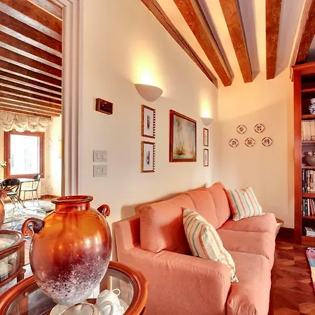 Biennale Terrace Apt