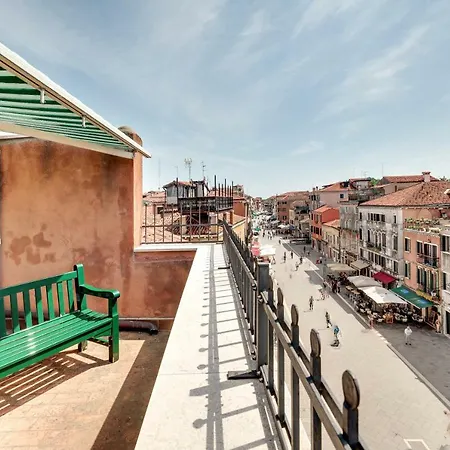 Biennale Terrace Apt * Venedig